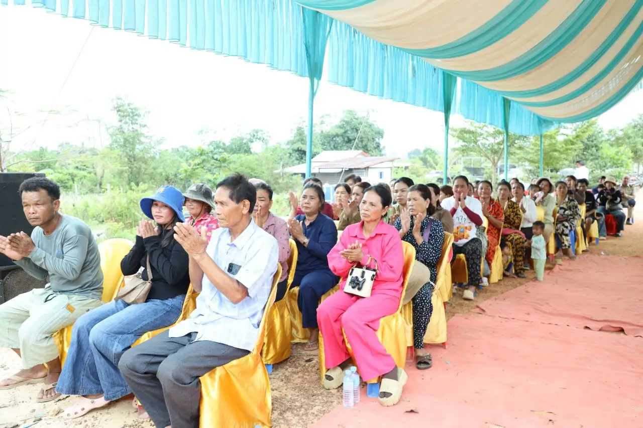 Phase1_Groundbreaking_Ceremony_Community_Members
