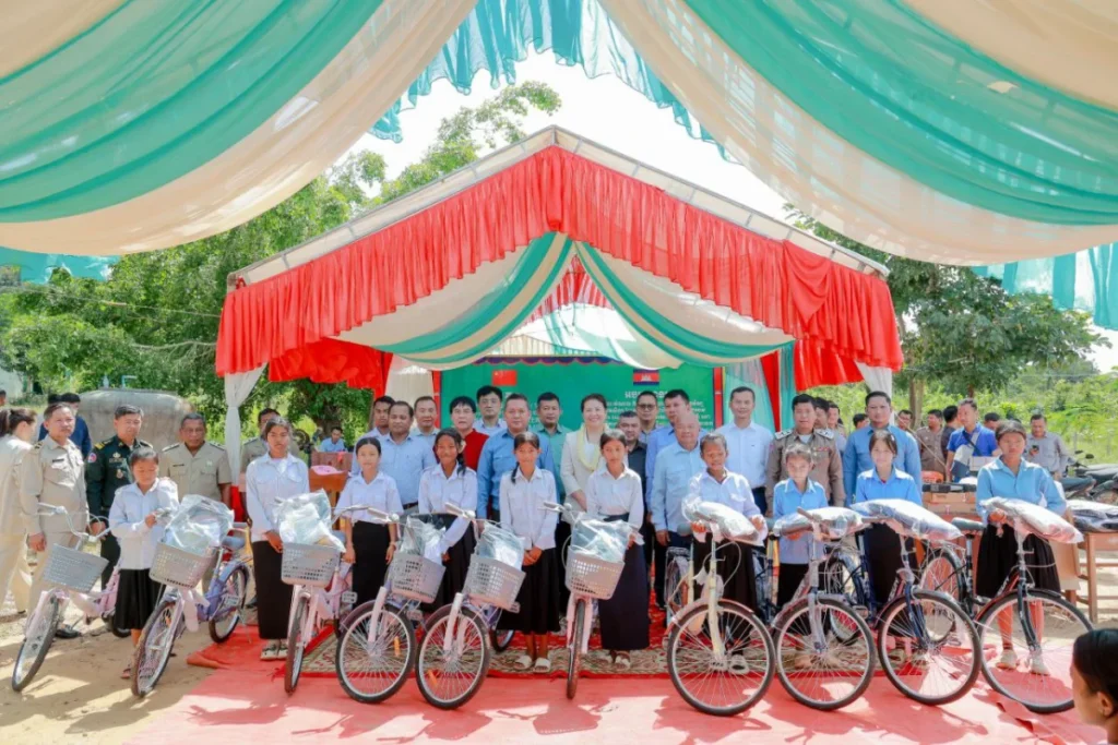 Historical photo of the Prekyang School Bike to School Program’s beginning in 2006, when the Sao Sary Foundation fundraised and distributed 55 bicycles to the poorest children in Kampong Speu Province. This milestone marked the start of a journey that has since delivered over 3,813 bicycles, empowering rural Cambodian students to access education and build brighter futures.